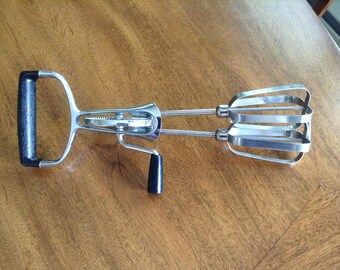 MidCentury Hand Mixer