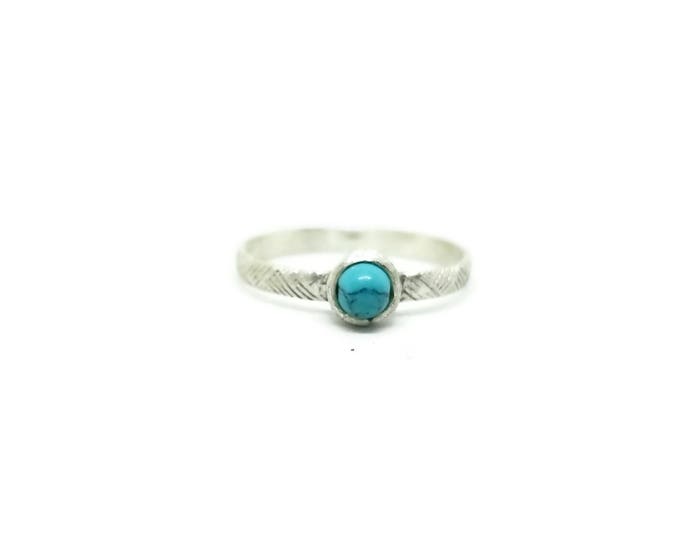 Patterned Band Sterling Silver Turquoise Ring, 11th Anniversary Gift, December's Birthstone Ring, Turquoise Gemstone Ring, US Size 9 Ring