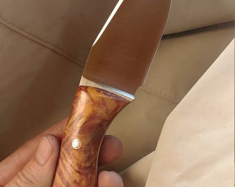 A2 tool steel custom knife with buckeye burl and mosaic pins