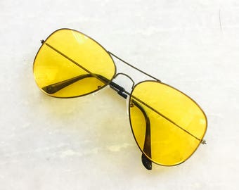 Classic Vintage Aviator Tinted Gold Aviator Frame Yellow Lens Sunglasses