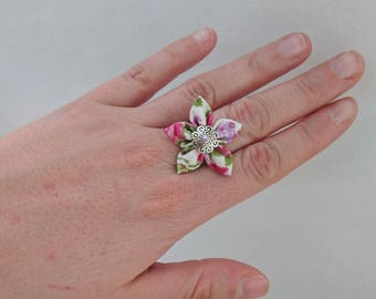 Floral fabric adjustable flower ring