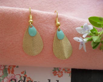 Earrings with enamel