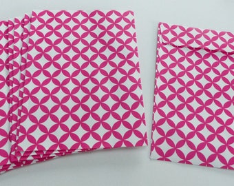 10 envelopes geometric red and white 11.4X16.2 rectangular 9 cm