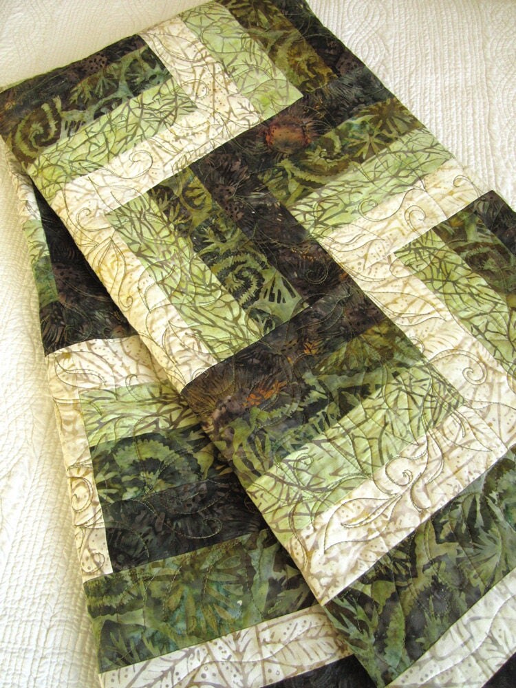 Green Quilt Homemade Quilt Batik Quilt Patchwork Quilt Lap