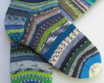 hand knitted mens wool crazy socks, UK 8-10 US 9-11, unique gift for men, large socks, blue grey green crazy socks, handknit mens wool socks