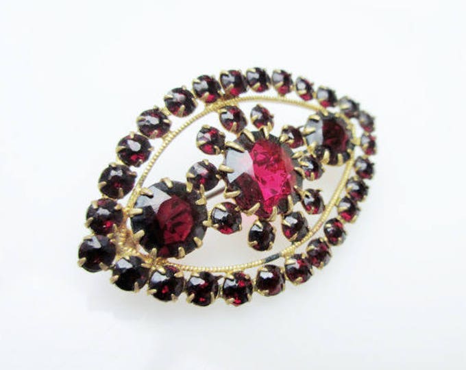 Czecho Slovakia Brooch - Signed Czech - Red Rhinestone - gold plated pin