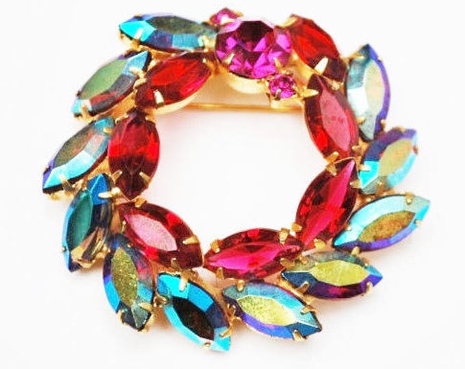 Vintage Wreath Brooch - Juliana - Aurora borealis Crystal - red and pink rhinestone - Mid century pin - gold plated setting