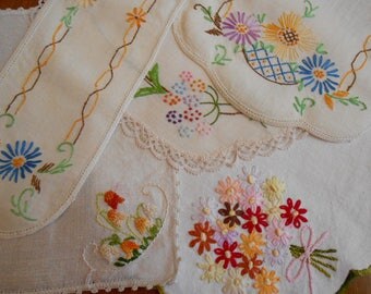 5 Doilies Centerpieces Orange Gold Green Brown Blue Embroidery Crochet Lace Hemstitching Vintage Table Linens Holiday Party Fall Colors