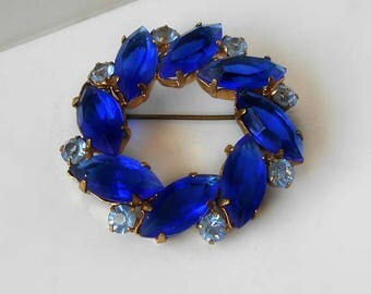 Vintage Brooch Pin Cobalt Blue Rhinestone Wreath