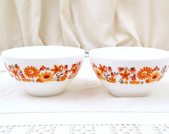 2 Vintage White Milk Glass French Coffee Bowls. Pair Arcopal Bowl with Orange Flower Pattern from France, 1960s / 1970s Retro Kitchenware 2 Vintage White Milk Glass French Coffee Bowls. Pair Arcopal Bowl with Orange Flower Pattern from France, 1960s / 1970s Retro Kitchenware