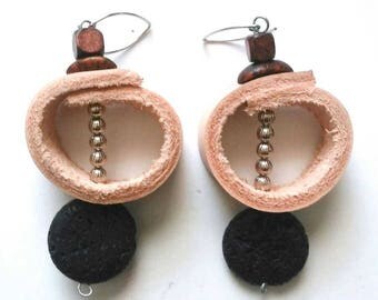 Minimal Blush-colored Leather Circle Earrings