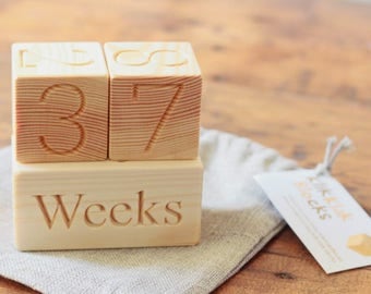 SALE Wood Baby Age Blocks for Baby Shower New Baby Birthday Gift Idea Milestone Blocks Photo Props Nursery Decor Maternity Weeks Month Block