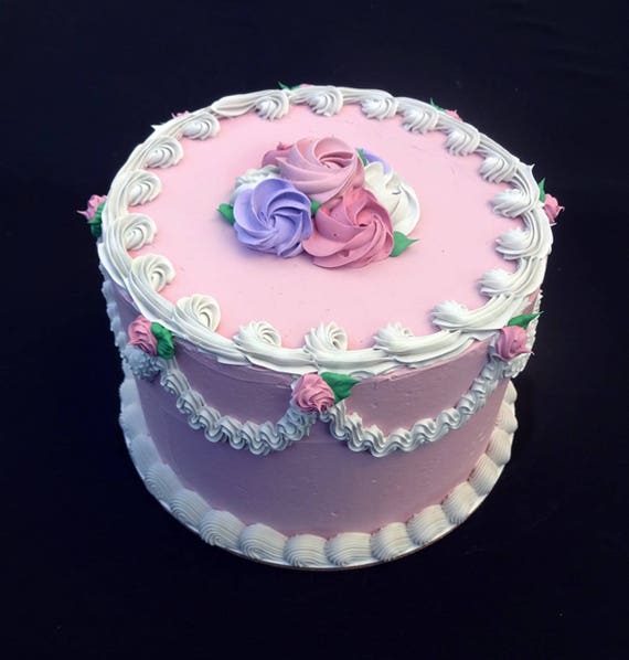 8 Inch Pink Rosebud Display Cake