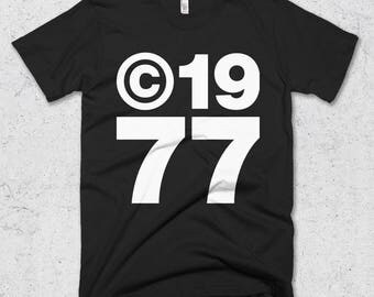 40th Birthday Gifts For Women & Men - Copyright 1977 Shirt -40th Birthday Shirt -40th Birthday Graphic Tee 40th Birthday T-Shirt -gift Ideas