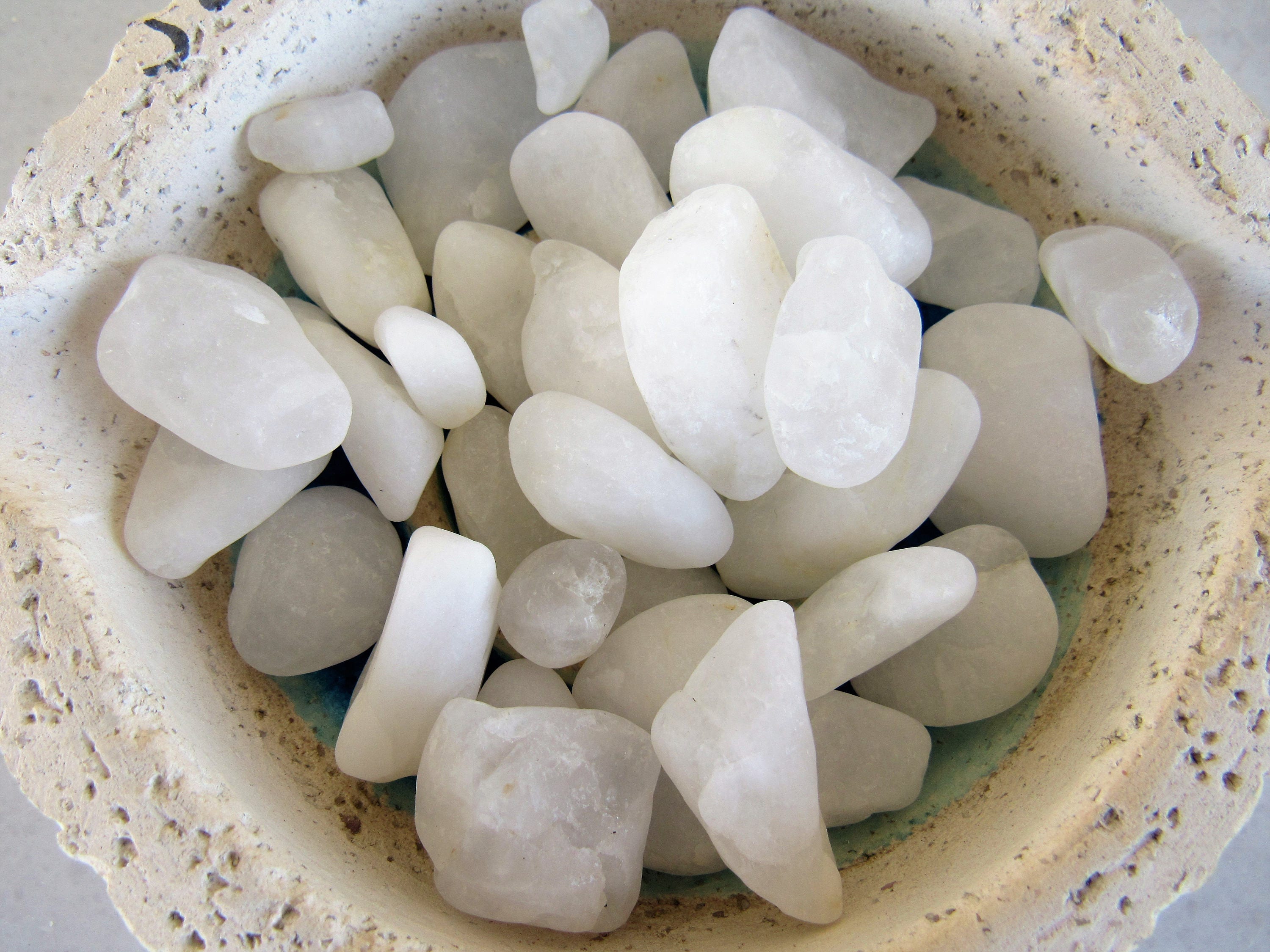 34 White & Clear Pebbles Quartz Sea Glass Fishbowl Stones