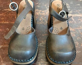 Vintage 90s Lower East Side Chunky Heels