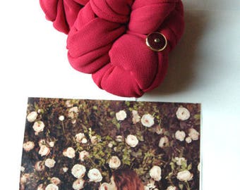 The FUCHSIA knot BROOCH