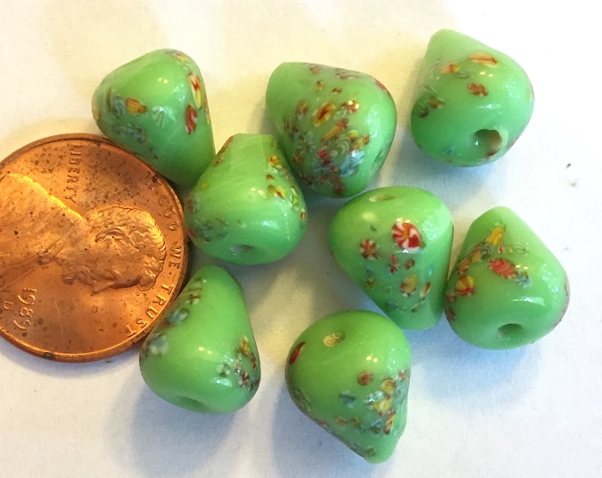 SALE 30% off Vintage Japanese beads (6)) millefiori flowers glass lampwork green lime handmade 12mm (6)