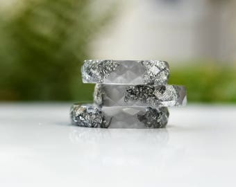 Graphite Resin Ring With Silver Flakes - Thin Faceted Band Ring - Resin Stacking Ring - Minimal Resin Jewelry