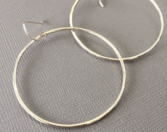 ADORNE MAX HAMMERED METAL HOOPS IN SILVER AED3741 main image 0