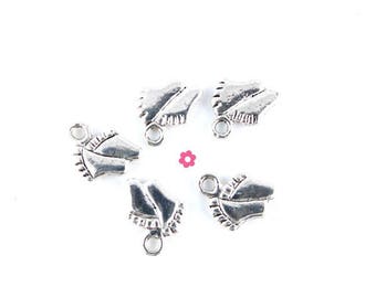 x10 Breloque pied de bébé argentée 12x9mm (57D)