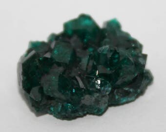 Tiny Dioptase crystals , 14x13x5 mm