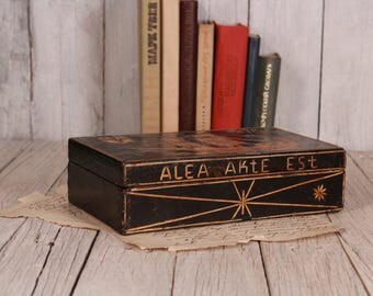 Black wooden box - Pencil box with hand-glued design of natural straw - Handmade wooden box - Jewelry box - Vintage box - Box with ship