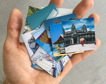 Set of 9 customised square photo fridge magnets made from your own pictures (5x5cm). The perfect gift this year!