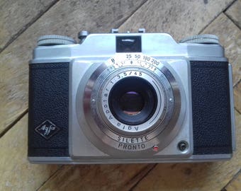 Vintage Camera Agfa Silette Pronto with Apotar 3.5 Lens, made in Germany