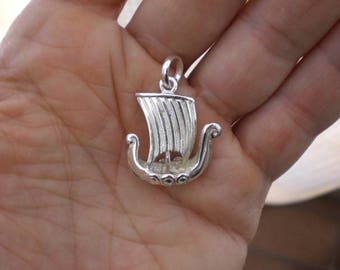 Viking ship Drakkar silver pendant