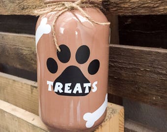 Dog Treat jar. Dog treat mason jar. Dog treat container. Treat container. Mason treat jar