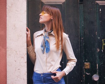 VTG seventies cream blouse.