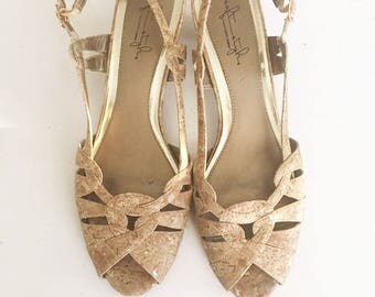 Soft Soles A Hush Puppies Company Vintage 1990's Corkscrew Kitten Heel Peep Toe Sandals