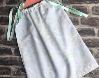 Vintage girls dress/ toddler vintage dress/ pillowcase dress/ vintage dress/ girls vintage dress/ retro girl clothes/ vintage floral dress