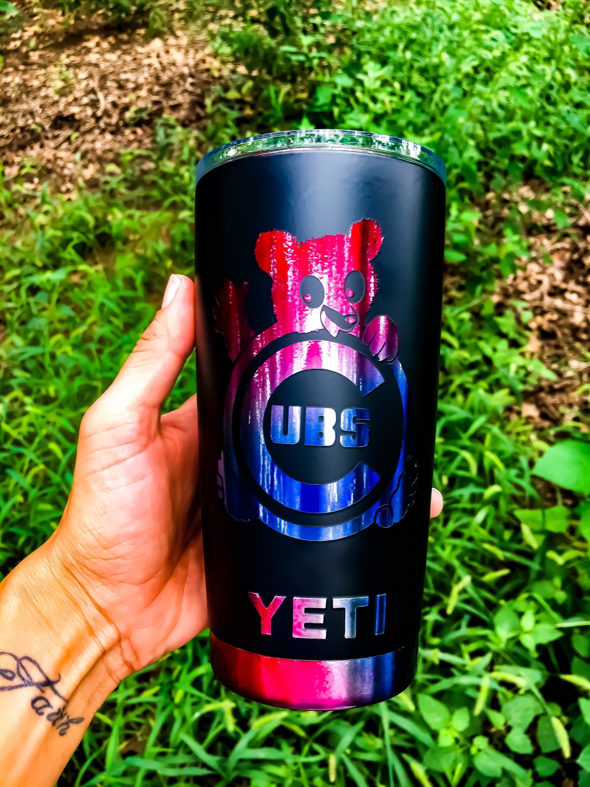 Chicago Cubs YETI Matte Black red blue YETI USA Powder