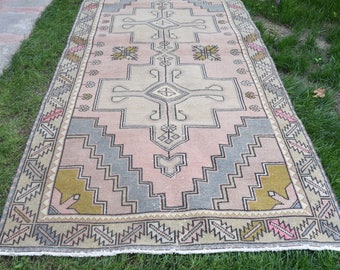Vintage Bohemian Pastel Colored Decorativ Oushak Rug, Oushak Saloon Rugs , Handmade Old Turkish Wool Rug 140 x 280 cm/ 4'5 x 9'1