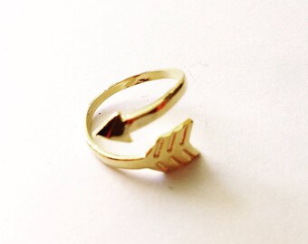Fine geometric gold filled ring gold plated arrow ring