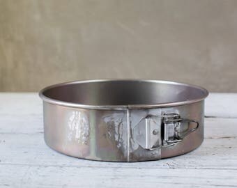 Weathered Springform Pan-Food Photography Props