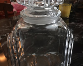 Vintage clear glass apothecary/store/candy jar