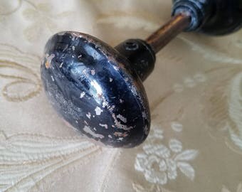 Vintage door knob set