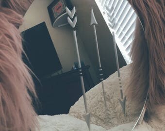 Arrow Mirror