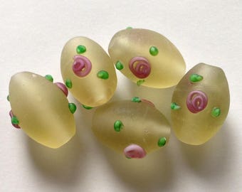 set of 4 olive glass oval green lampwork beads sand / * 18.