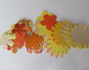 Bag of 50 flower embellishments