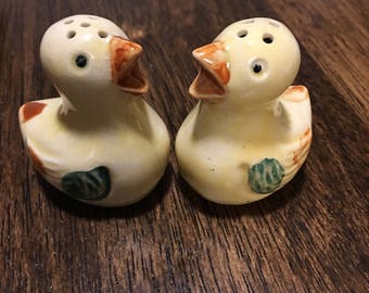 Duck salt and pepper shakers