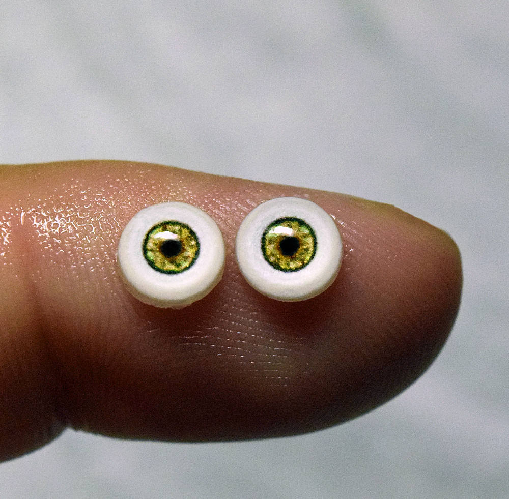 tiny doll eyes