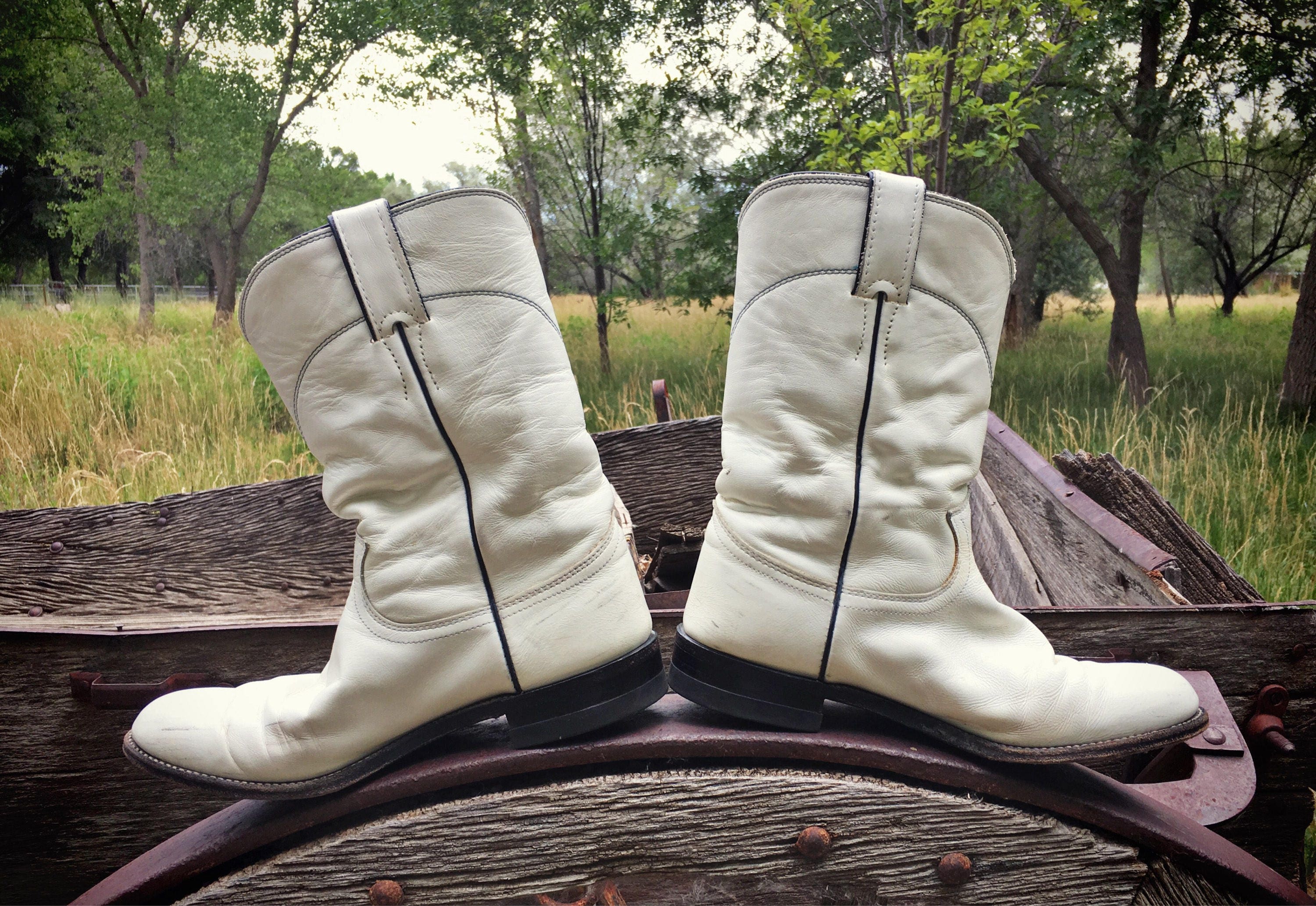 Vintage Justin roper white cowboy boots Women