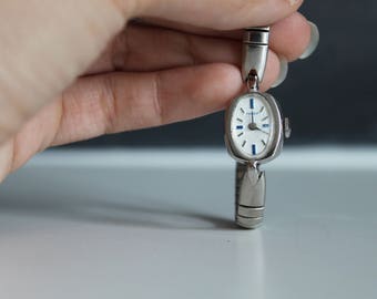 Vintage Thin Silver Timex Watch | 1960s Vintage Women's Watch | Womens Wrist Watch | Vintage Timex