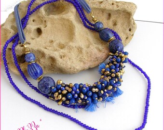 Collier pompons, perles céramique - Bleu Indigo - Sautoir cristal - perles et pompons