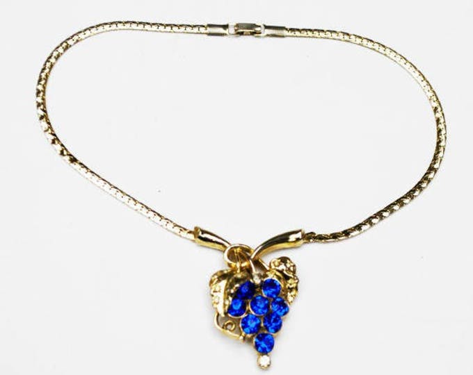 Blue Rhinestone Grape Necklace - light gold tone chain - mid century - collar necklace