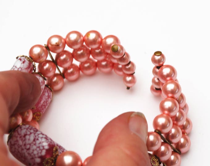 Pink Bead Cuff Bracelet - melatic pink - artglass beads - wire - bangle